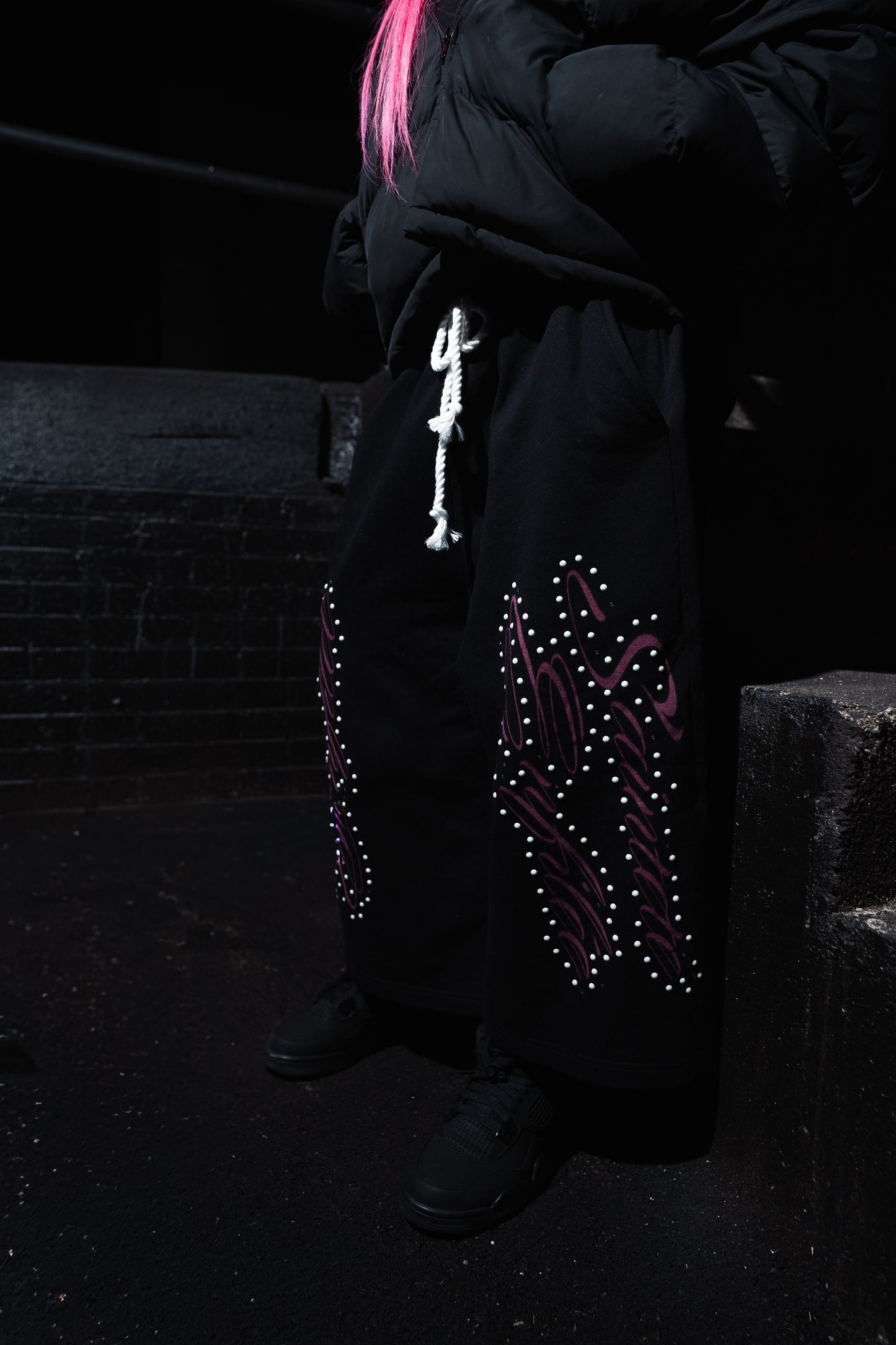 (hoLy ThReaDed) D R A P E S